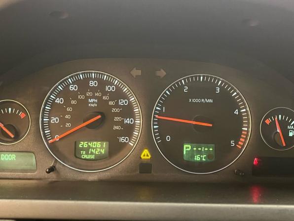 Volvo XC90 I Рестайлинг с пробегом 2008 года, цена 1 129 000 рублей, 263000 км, внедорожник, Автокод Объявления