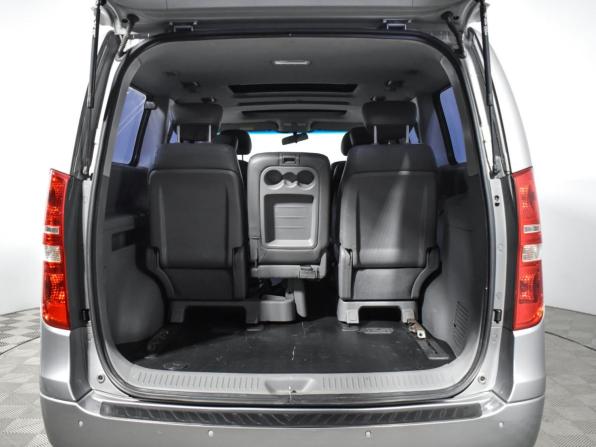 Hyundai Grand Starex I с пробегом 2010 года, цена 1 219 000 рублей, 243406 км, минивэн, Автокод Объявления