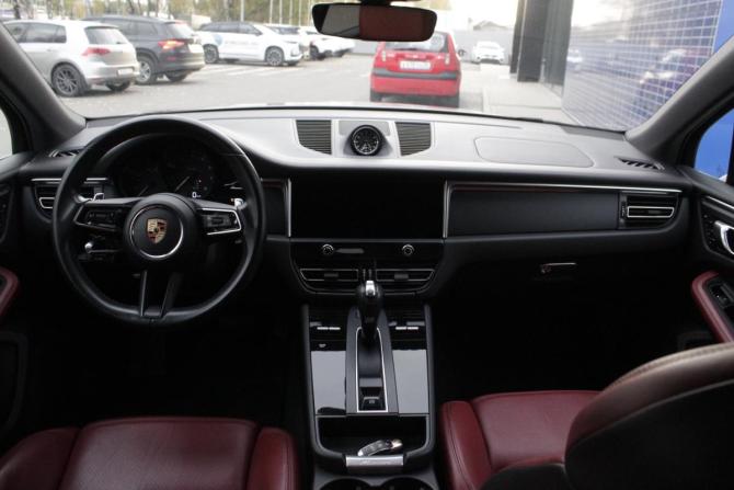 Porsche Macan I Рестайлинг 2 с пробегом 2023 года, цена 7 300 000 рублей, 58366 км, внедорожник, Автокод Объявления
