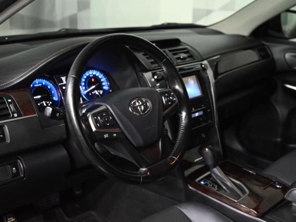 Toyota Camry VII (XV50) Рестайлинг 2 с пробегом 2017 года, цена 2 700 000 рублей, 97797 км, седан, Автокод Объявления