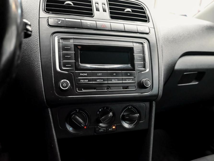 Volkswagen Polo V Рестайлинг Екатеринбург  - изображение 14