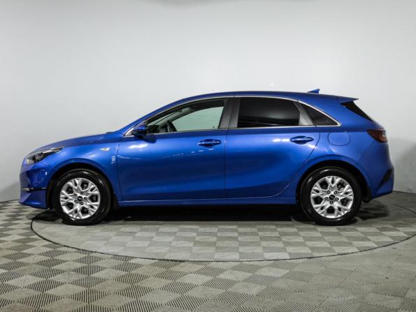 Kia Ceed III Рестайлинг с пробегом 2022 года, цена 2 237 980 рублей, 24583 км, хэтчбек, Автокод Объявления