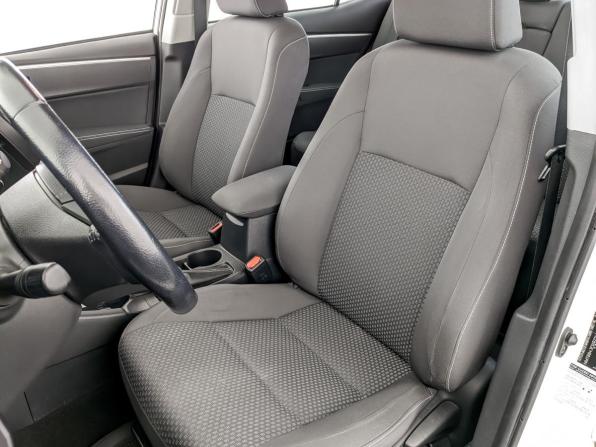 Toyota Corolla XI (E160 E170 E180) Рестайлинг 1 с пробегом 2017 года, цена 1 765 000 рублей, 81962 км, седан, Автокод Объявления