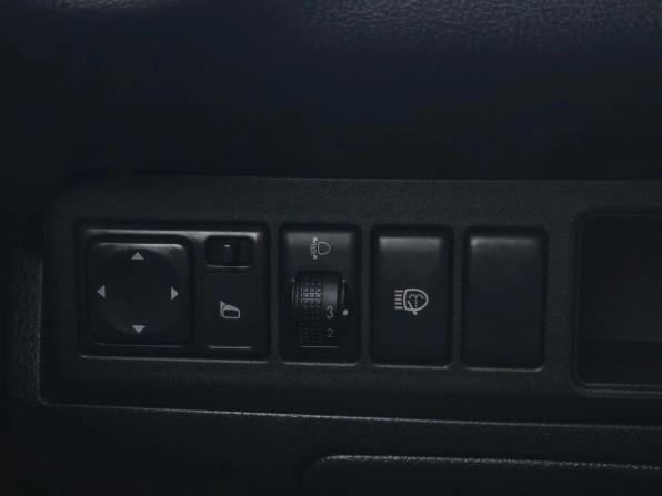 Nissan Note I Рестайлинг с пробегом 2010 года, цена 399 000 рублей, 297983 км, хэтчбек, Автокод Объявления