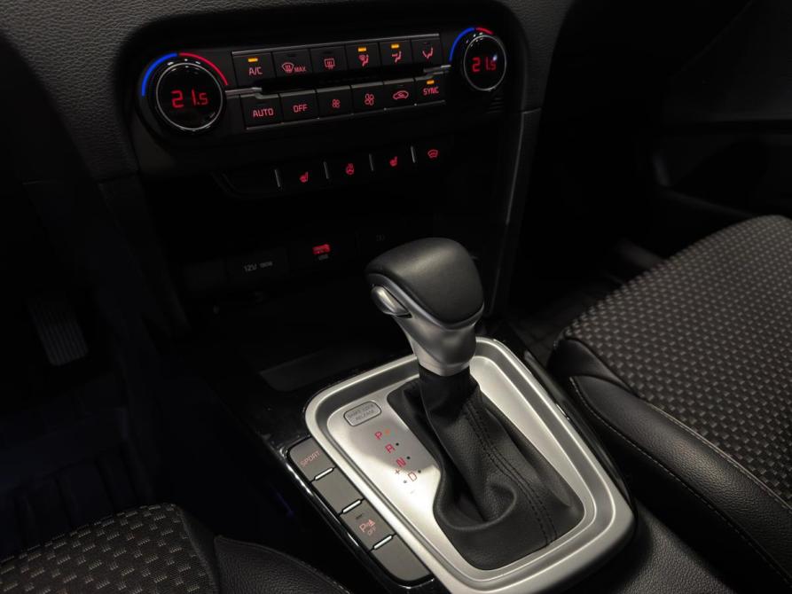 Kia Ceed III Санкт-Петербург  - изображение 21