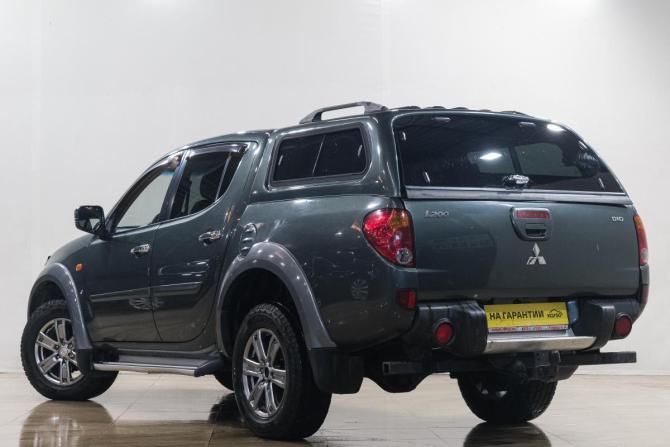 Mitsubishi L200 IV с пробегом 2008 года, цена 1 379 000 рублей, 159000 км, offers.body_type.unknown, Автокод Объявления