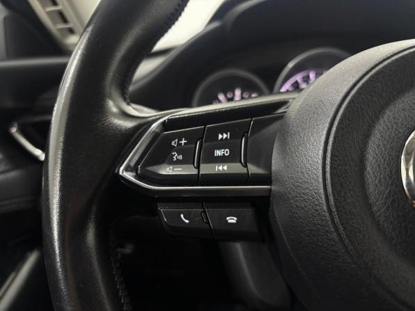 Mazda 6 III (GJ) Рестайлинг 2 с пробегом 2018 года, цена 1 920 000 рублей, 192647 км, седан, Автокод Объявления