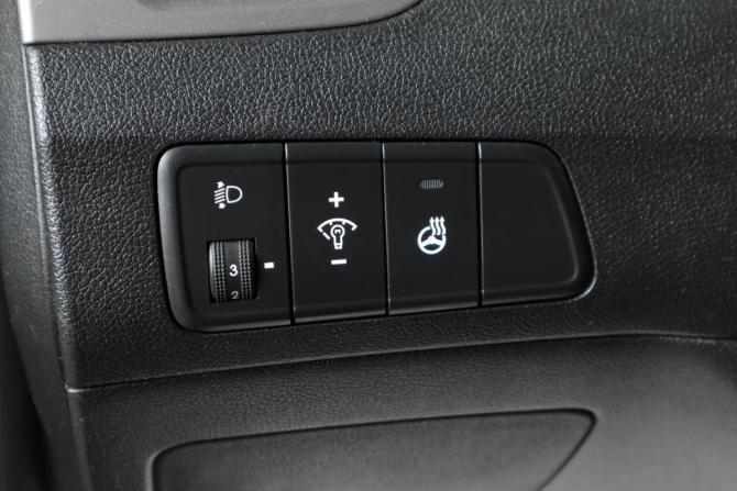 Hyundai Elantra V (MD) Рестайлинг с пробегом 2015 года, цена 959 000 рублей, 282000 км, седан, Автокод Объявления