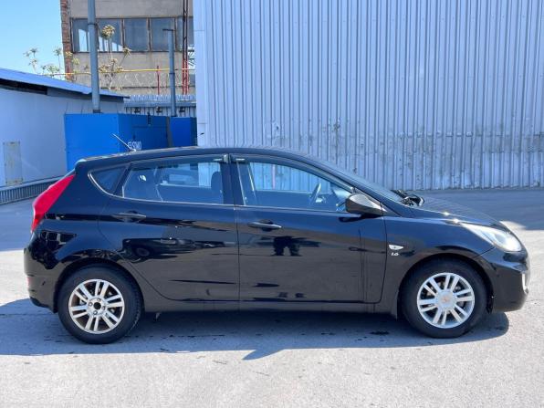 Hyundai Solaris I с пробегом 2013 года, цена 770 000 рублей, 185726 км, хэтчбек, Автокод Объявления
