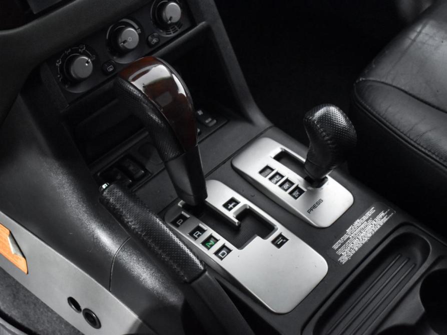 Mitsubishi Pajero III Рестайлинг Санкт-Петербург  - изображение 11