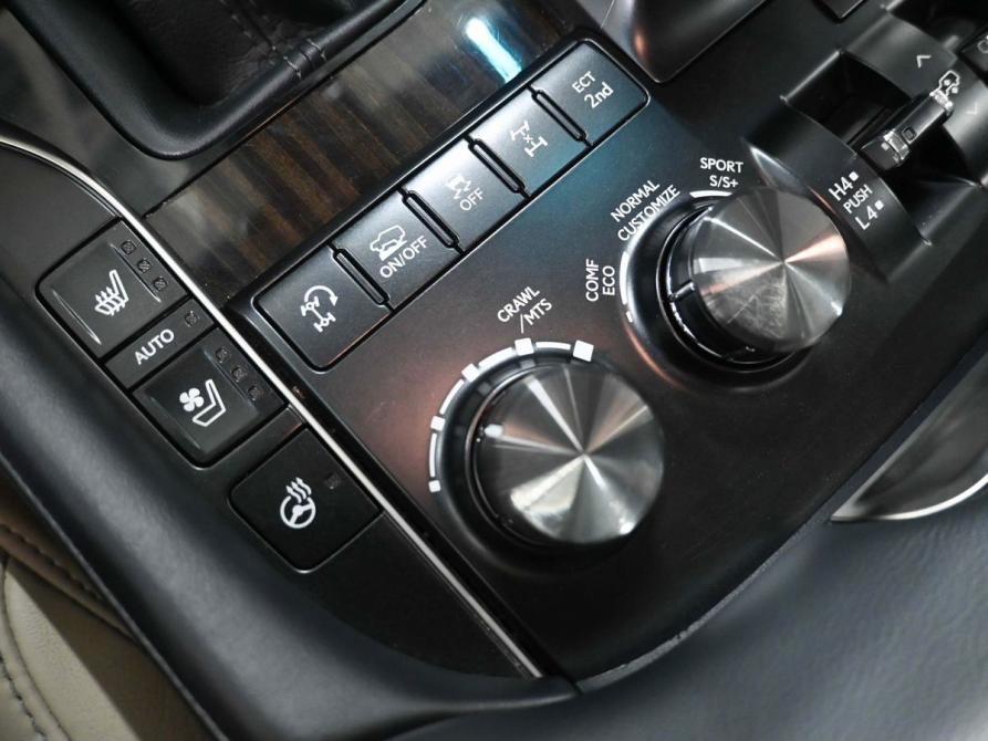 Lexus LX III Рестайлинг 2 Ростов-на-Дону  - изображение 29
