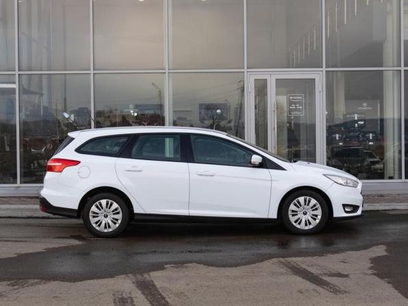 Ford Focus III Рестайлинг с пробегом 2018 года, цена 920 000 рублей, 112860 км, универсал, Автокод Объявления