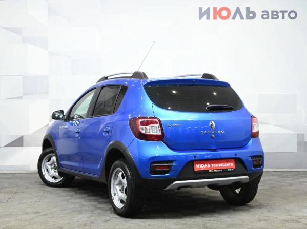 Renault Sandero II с пробегом 2017 года, цена 970 000 рублей, 135351 км, хэтчбек, Автокод Объявления