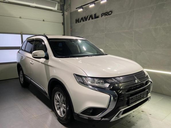 Mitsubishi Outlander III Рестайлинг 3 с пробегом 2022 года, цена 2 700 000 рублей, 68050 км, внедорожник, Автокод Объявления