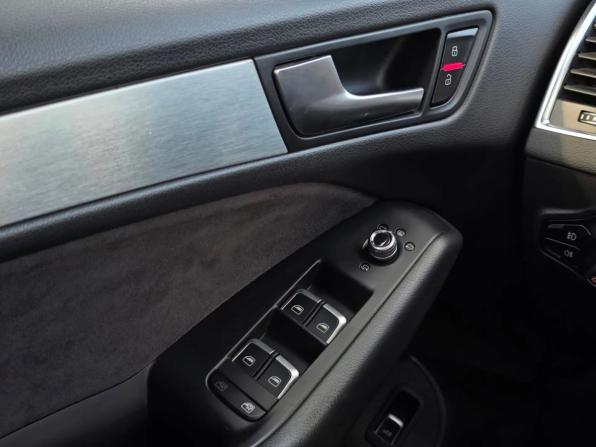 Audi Q5 I (8R) Рестайлинг с пробегом 2015 года, цена 2 450 000 рублей, 141443 км, внедорожник, Автокод Объявления