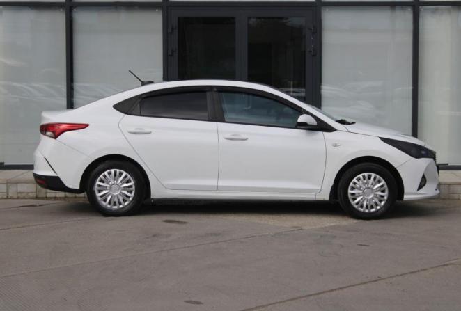 Hyundai Solaris II Рестайлинг с пробегом 2021 года, цена 1 270 000 рублей, 206500 км, седан, Автокод Объявления