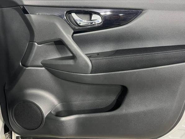 Nissan Qashqai II с пробегом 2018 года, цена 1 750 000 рублей, 118891 км, внедорожник, Автокод Объявления