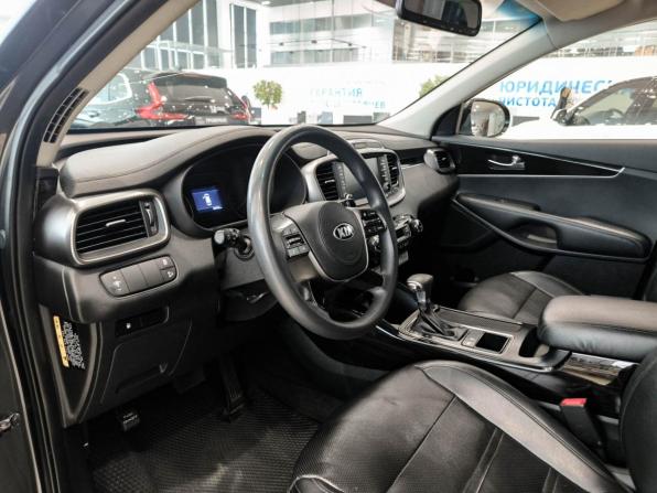 Kia Sorento III Prime Рестайлинг с пробегом 2018 года, цена 2 200 000 рублей, 159000 км, внедорожник, Автокод Объявления