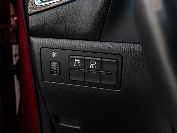 Mazda 3 III (BM) с пробегом 2014 года, цена 1 380 000 рублей, 110586 км, седан, Автокод Объявления