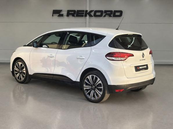 Renault Scenic IV с пробегом 2017 года, цена 1 499 000 рублей, 177000 км, компактвэн, Автокод Объявления