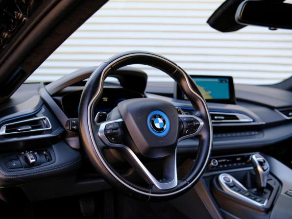 BMW i8 I с пробегом 2017 года, цена 7 299 000 рублей, 23814 км, купе, Автокод Объявления