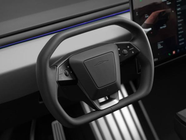 Tesla Cybertruck с пробегом 2024 года, цена 20 530 000 рублей, 140 км, пикап, Автокод Объявления