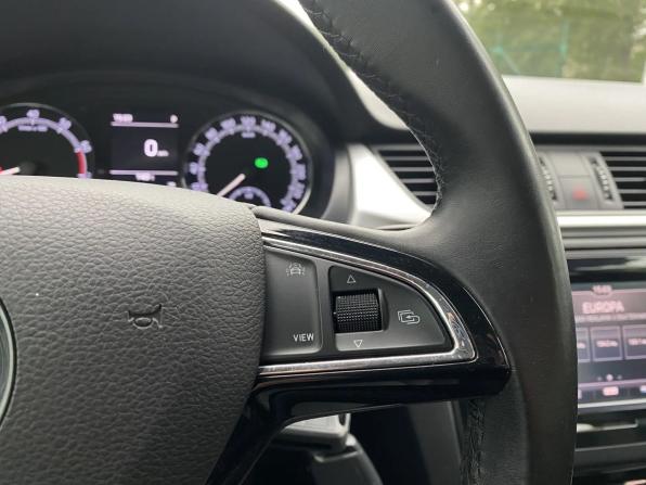 Skoda Rapid I Рестайлинг с пробегом 2019 года, цена 1 366 000 рублей, 91421 км, лифтбек, Автокод Объявления
