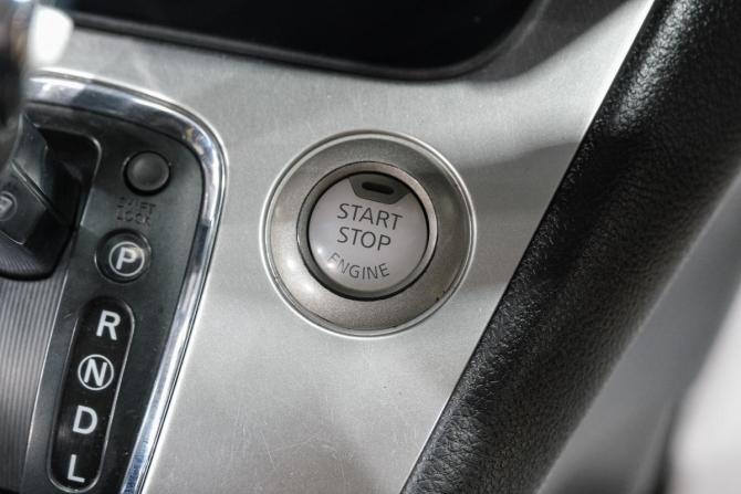 Nissan Serena IV (C26) с пробегом 2015 года, цена 1 129 000 рублей, 240000 км, минивэн, Автокод Объявления