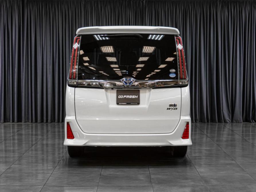 Toyota Noah III (R80) Рестайлинг Тюмень  - изображение 4