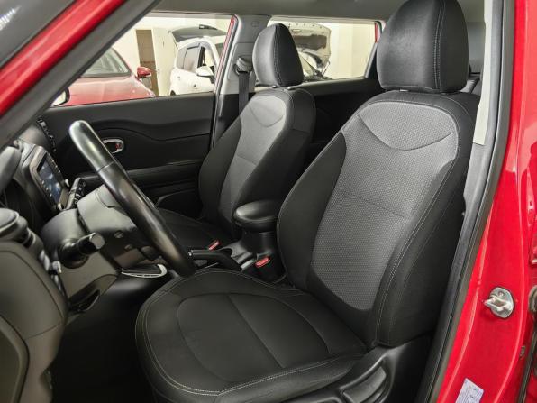 Kia Soul II Рестайлинг с пробегом 2018 года, цена 1 349 000 рублей, 108030 км, хэтчбек, Автокод Объявления