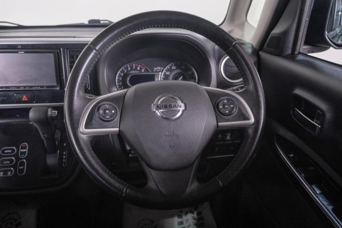 Nissan Dayz Roox I Рестайлинг с пробегом 2017 года, цена 769 000 рублей, 65400 км, хэтчбек, Автокод Объявления