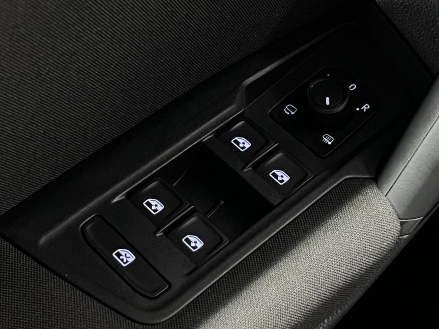 Volkswagen Tiguan II Рестайлинг Санкт-Петербург  - изображение 8