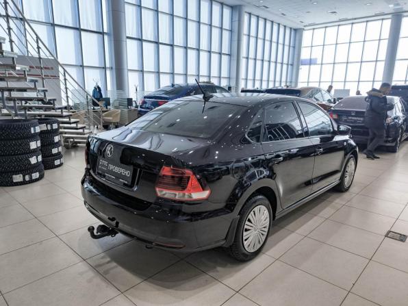 Volkswagen Polo V Рестайлинг с пробегом 2017 года, цена 1 099 000 рублей, 76874 км, седан, Автокод Объявления
