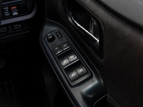 Toyota Voxy III (R80) с пробегом 2017 года, цена 1 750 000 рублей, 158887 км, минивэн, Автокод Объявления