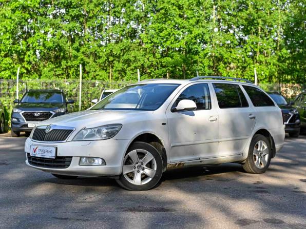 Skoda Octavia II (A5) Рестайлинг с пробегом 2012 года, цена 855 000 рублей, 226645 км, универсал, Автокод Объявления