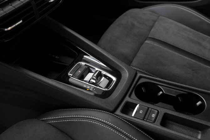 Skoda Octavia IV (A8) с пробегом 2021 года, цена 2 405 000 рублей, 72200 км, лифтбек, Автокод Объявления