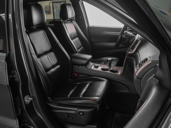 Jeep Grand Cherokee IV (WK2) Рестайлинг с пробегом 2013 года, цена 2 469 000 рублей, 228491 км, внедорожник, Автокод Объявления