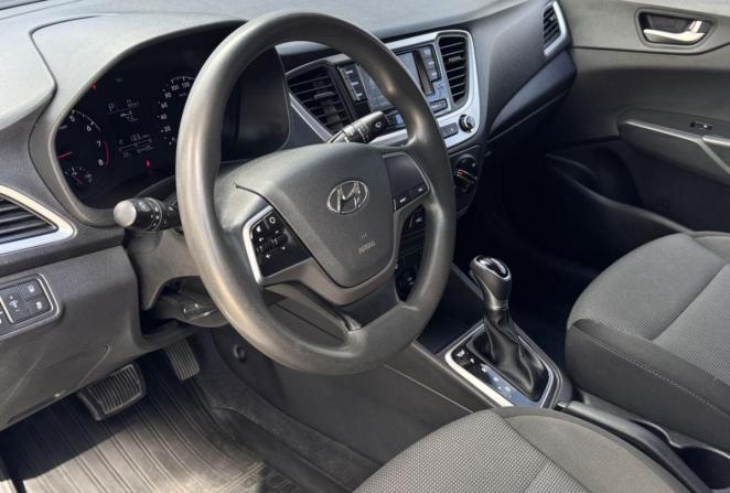 Hyundai Solaris I Рестайлинг с пробегом 2017 года, цена 1 320 000 рублей, 164438 км, седан, Автокод Объявления