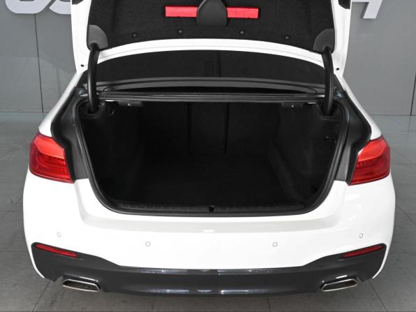 BMW 5 серии VII (G30/G31/G38) с пробегом 2018 года, цена 3 499 000 рублей, 98005 км, седан, Автокод Объявления