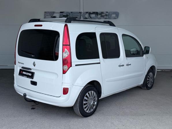 Renault Kangoo II с пробегом 2011 года, цена 579 000 рублей, 331920 км, компактвэн, Автокод Объявления