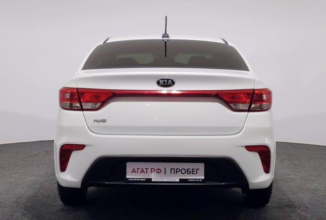 Kia Rio IV с пробегом 2018 года, цена 1 040 000 рублей, 44081 км, седан, Автокод Объявления