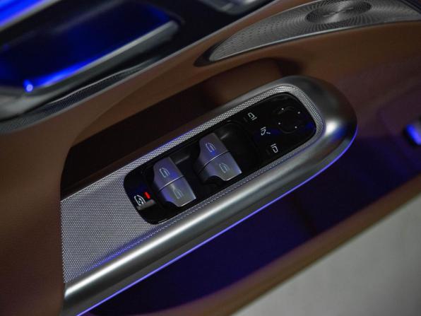 Новый Mercedes-Benz E-Класс VI (W214 S214) 2025 года, цена 10 500 000 рублей, седан, Автокод Объявления