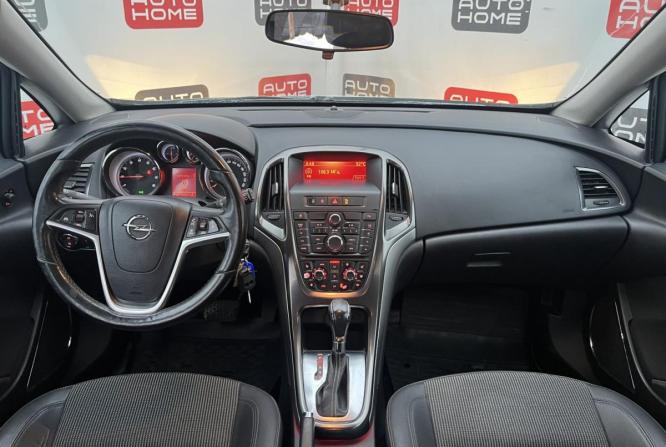 Opel Astra J с пробегом 2011 года, цена 650 000 рублей, 223492 км, хэтчбек, Автокод Объявления