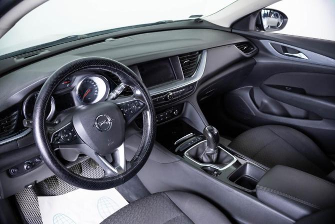 Opel Insignia II с пробегом 2018 года, цена 1 449 000 рублей, 179500 км, лифтбек, Автокод Объявления