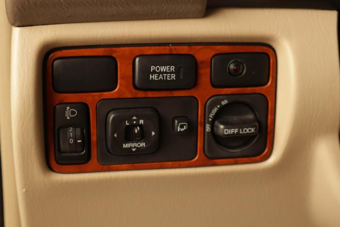 Toyota Land Cruiser 100 Series Рестайлинг 1 с пробегом 2003 года, цена 2 129 000 рублей, 530000 км, внедорожник, Автокод Объявления
