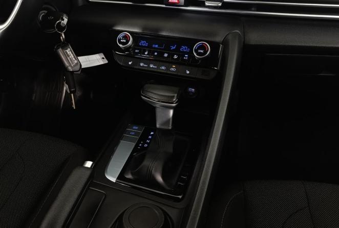 Hyundai Elantra VII (CN7) с пробегом 2021 года, цена 2 120 000 рублей, 31046 км, седан, Автокод Объявления