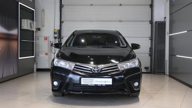 Toyota Corolla XI (E160 E170 E180) с пробегом 2013 года, цена 995 000 рублей, 236000 км, седан, Автокод Объявления