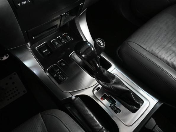 Toyota Land Cruiser Prado 120 Series Рестайлинг с пробегом 2008 года, цена 2 290 000 рублей, 317868 км, внедорожник, Автокод Объявления