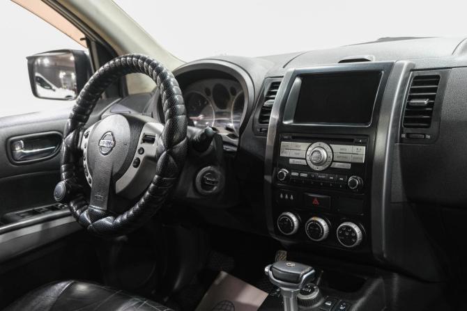 Nissan X-Trail II с пробегом 2010 года, цена 1 299 000 рублей, 240000 км, внедорожник, Автокод Объявления