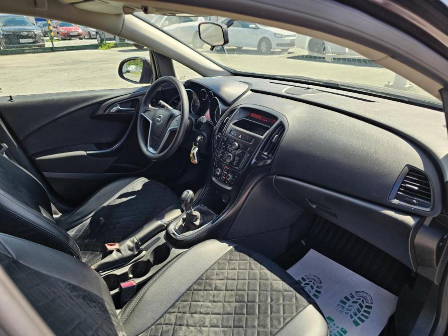 Opel Astra J Рестайлинг Тюмень  - изображение 12